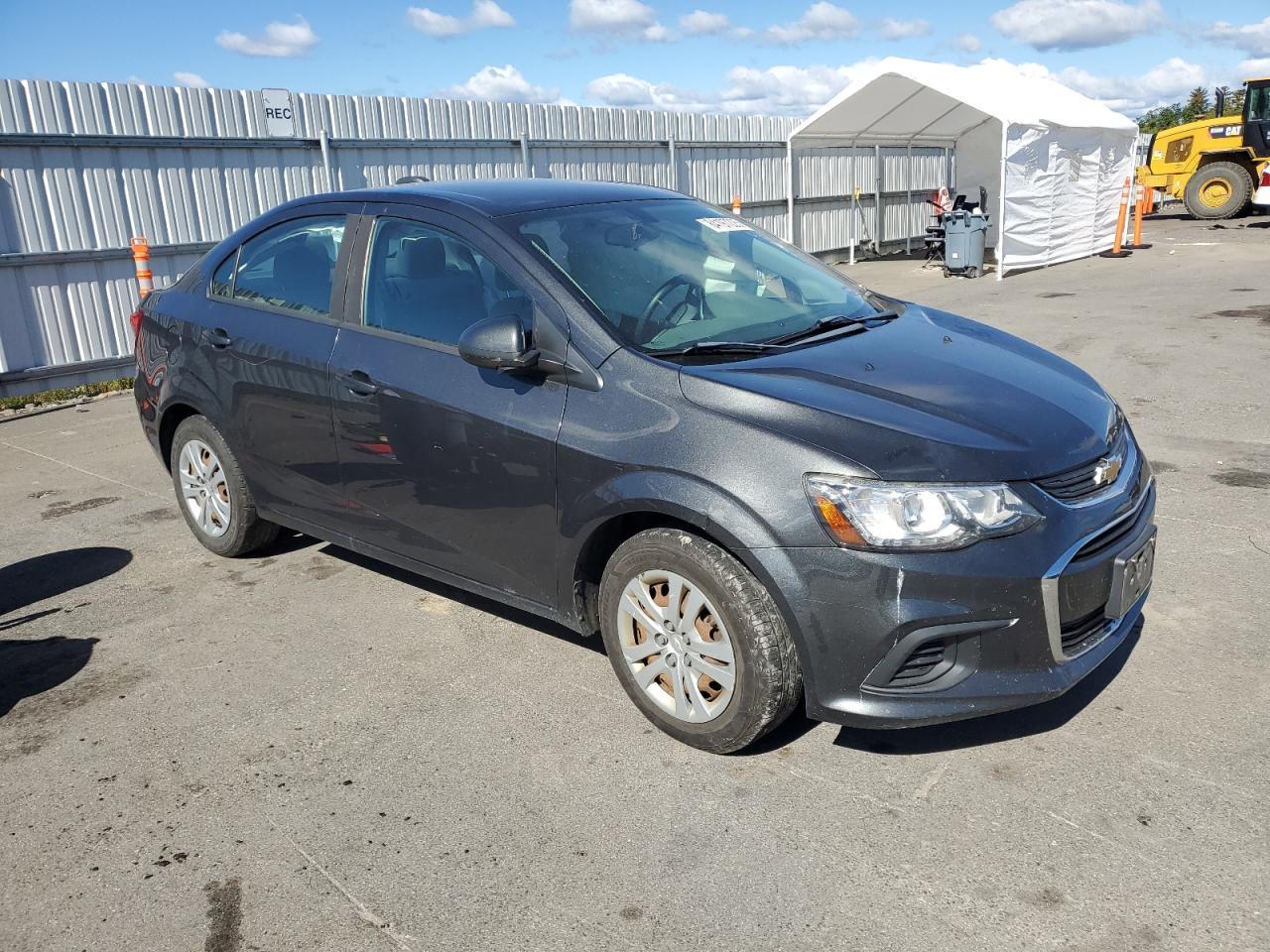 2017 Chevrolet Sonic Ls - Фото 4