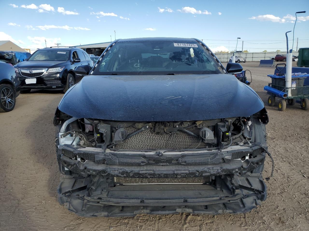 2022 Toyota Camry Se - Фото 5