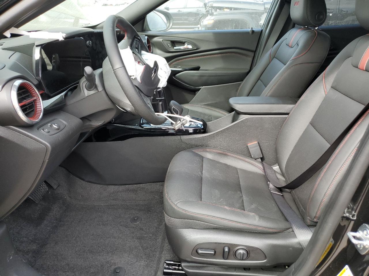 2025 Chevrolet Trax 2Rs - Image 7