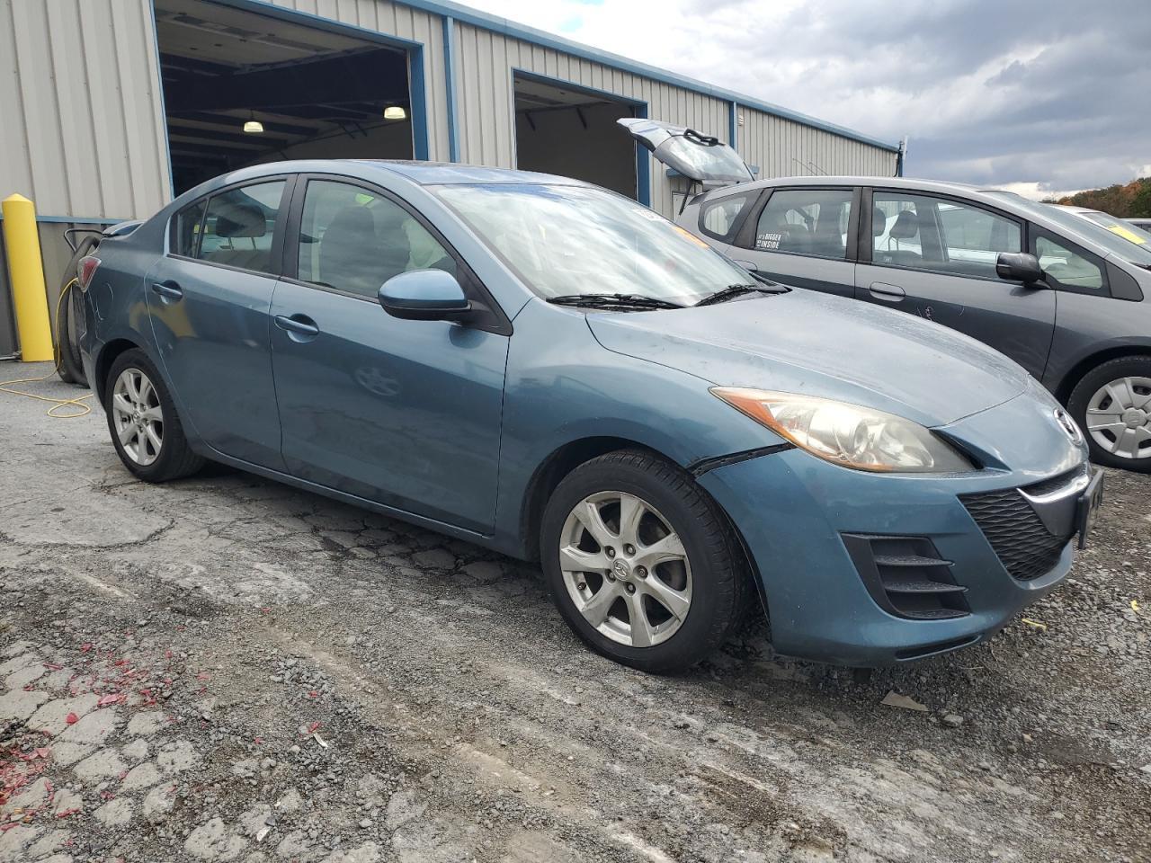 2010 Mazda 3 I - Фото 4