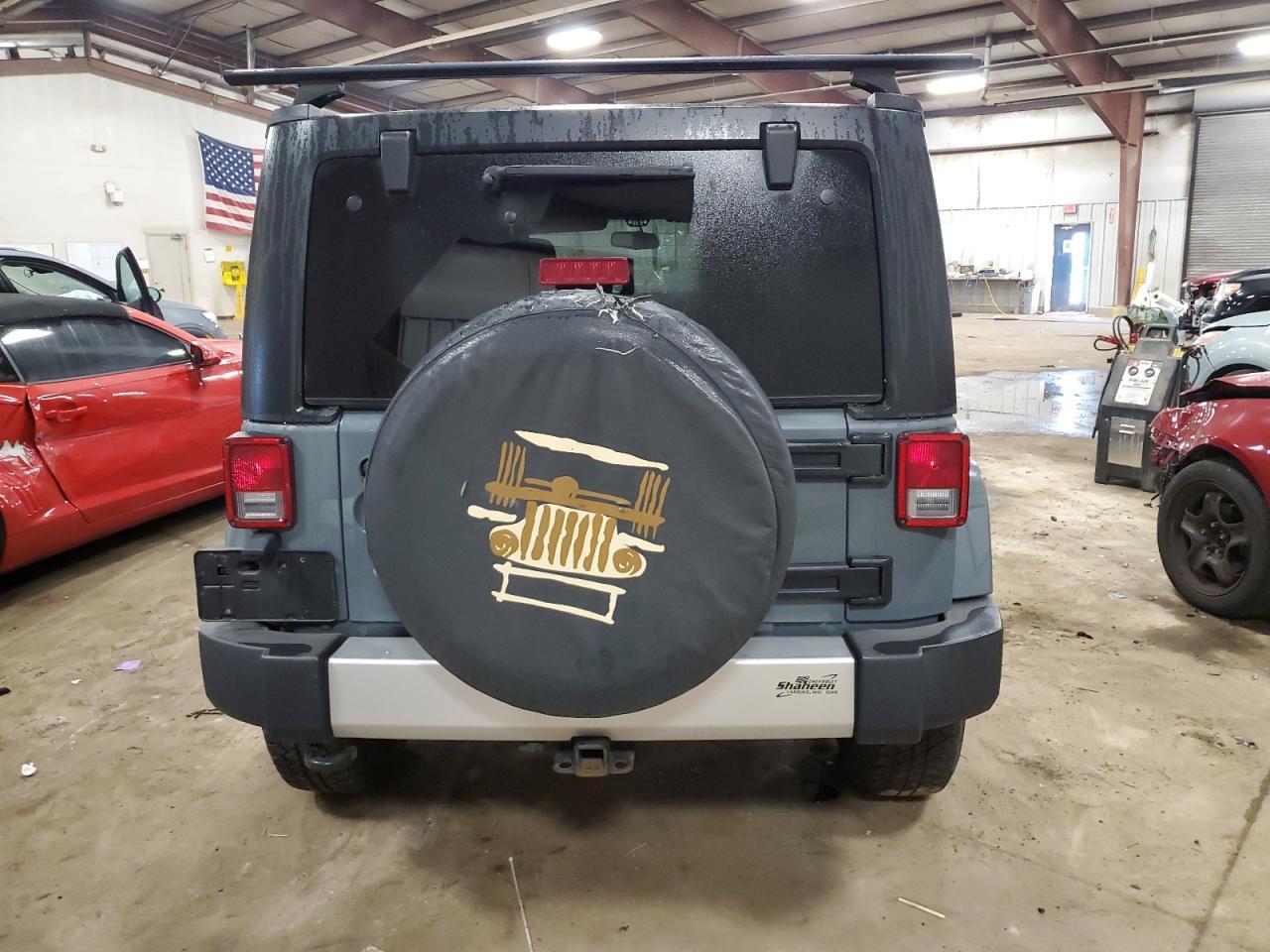 2015 Jeep Wrangler Unlimited Sahara - Фото 6