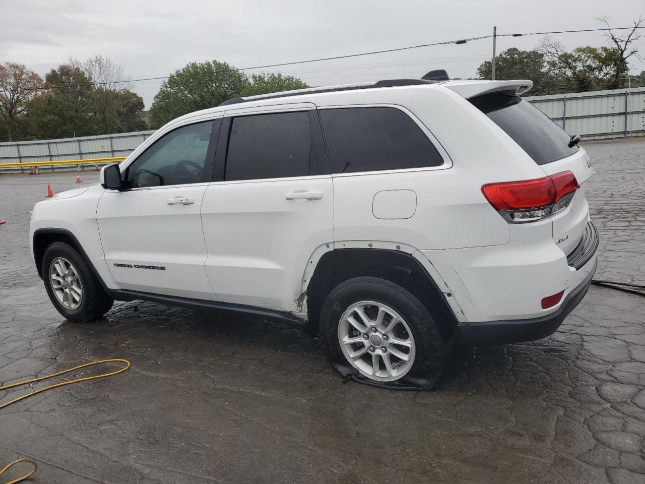 2018 Jeep Grand Cherokee Laredo - Фото 2