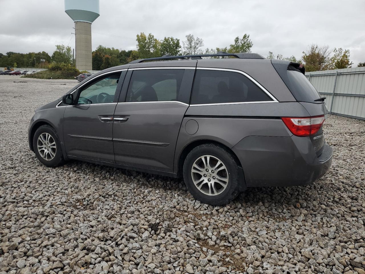 2012 Honda Odyssey Exl - Image 2