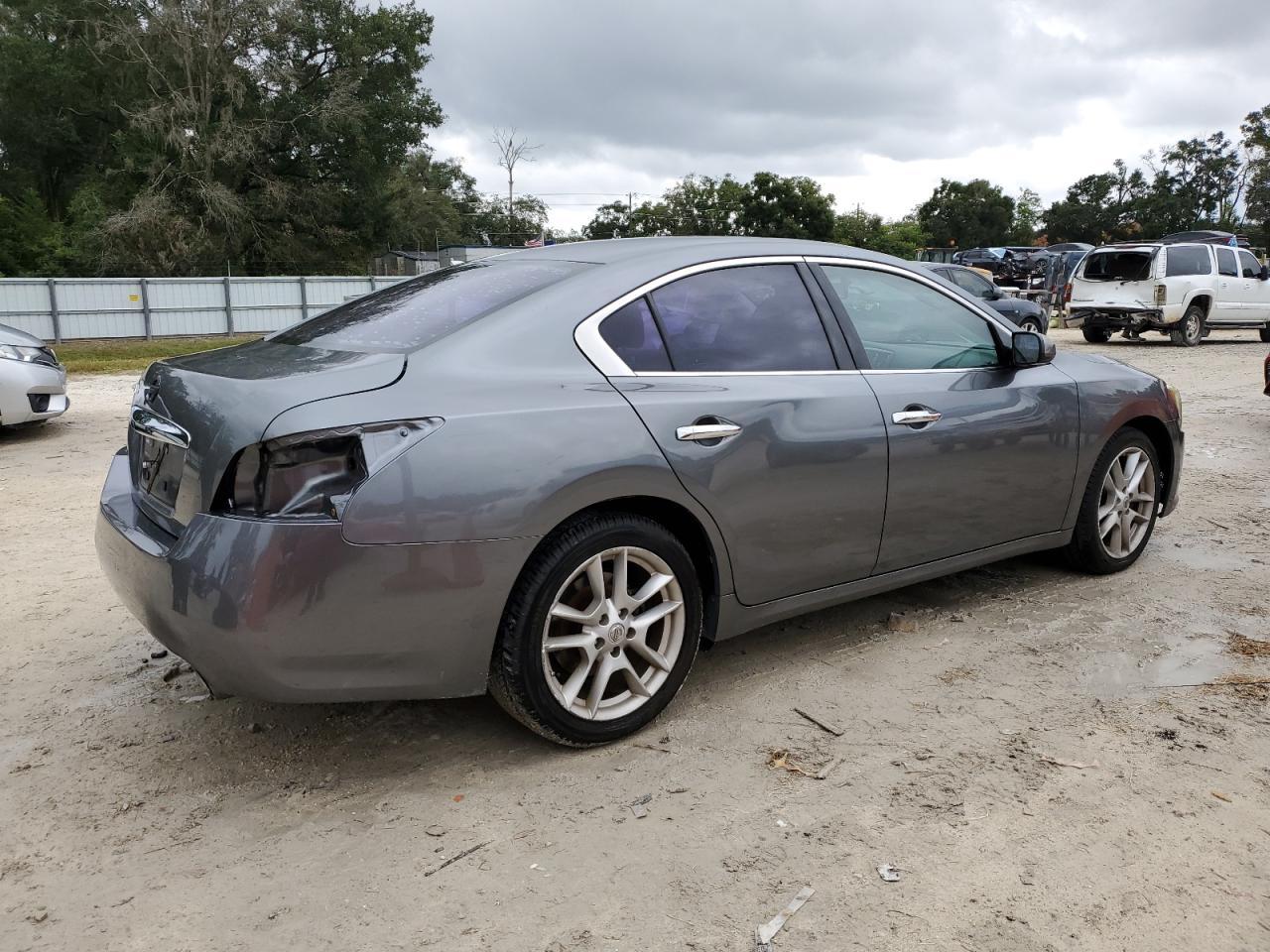 2014 Nissan Maxima 3.5 S - Image 3