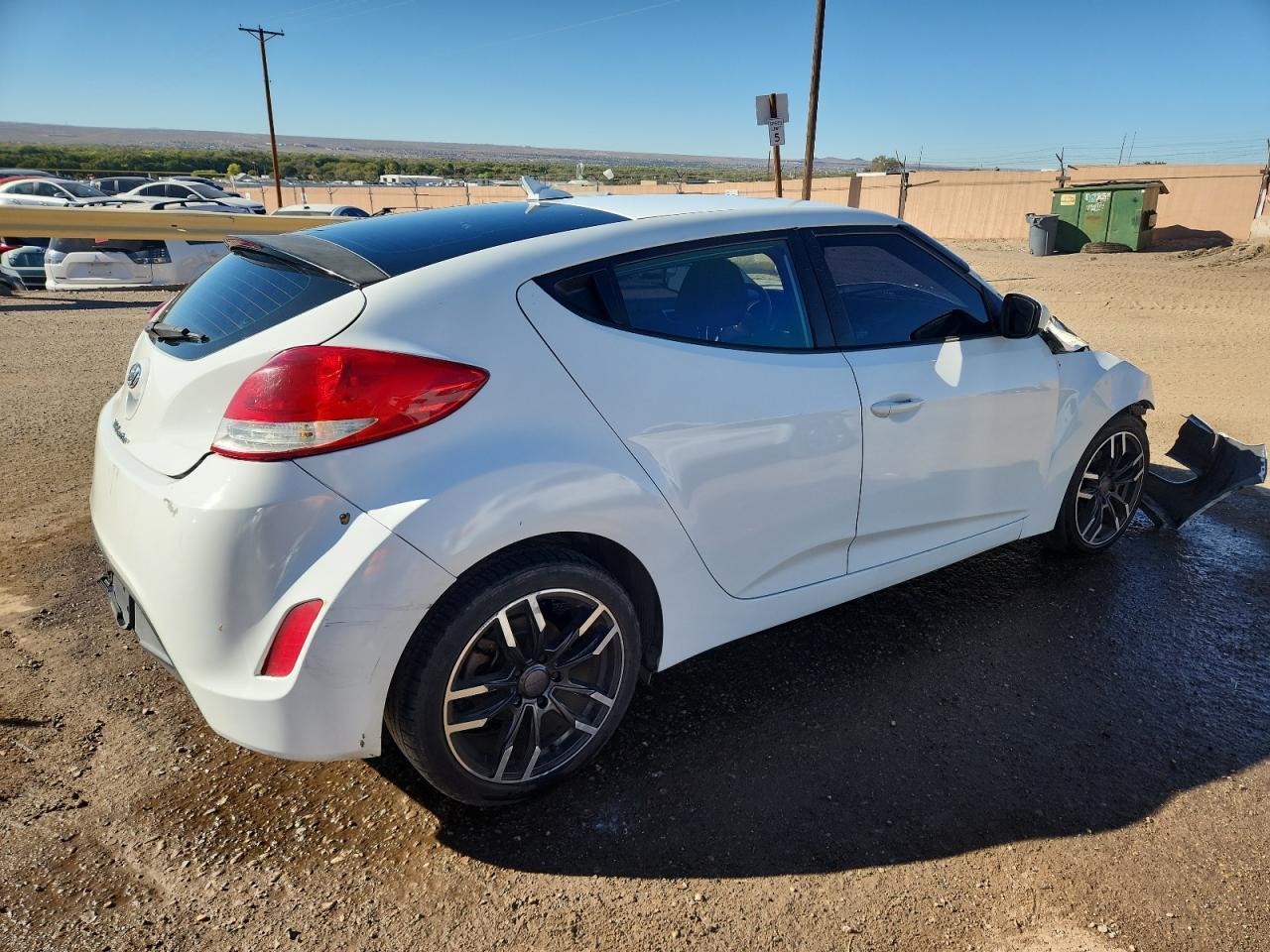 2014 Hyundai Veloster Base - Фото 3