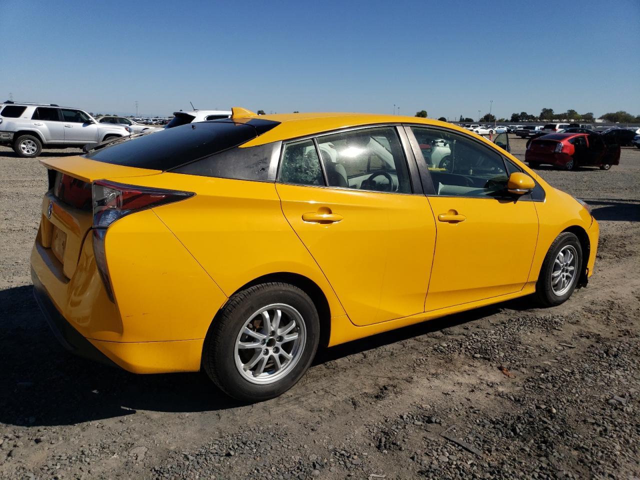 2016 Toyota Prius - Фото 3