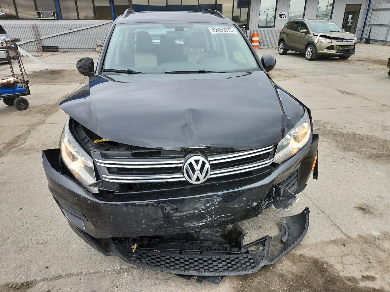 2017 Volkswagen Tiguan S - Фото 5