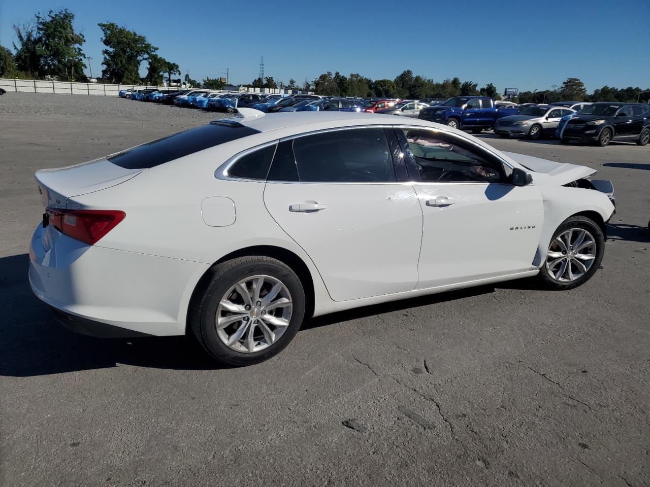 2023 Chevrolet Malibu Lt - Фото 3