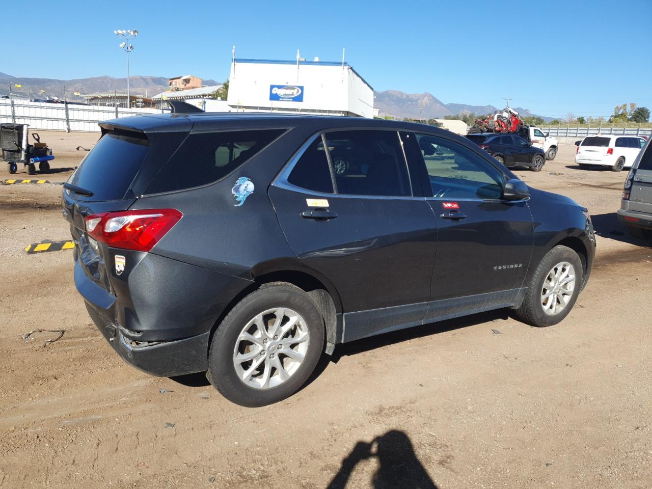 2020 Chevrolet Equinox Lt - Image 3