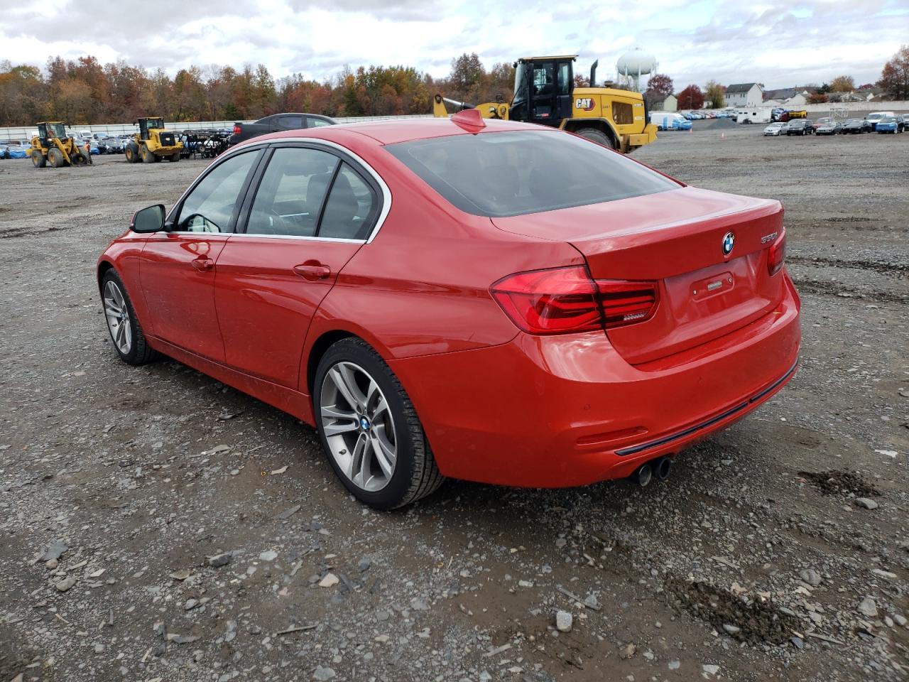 2017 BMW 330 I - Фото 2