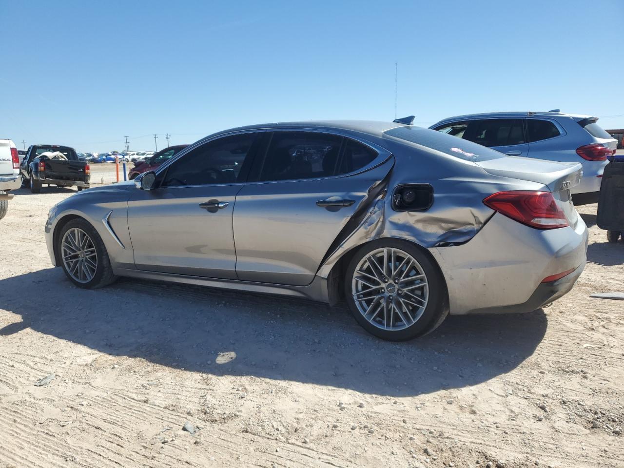 2020 Genesis G70 - Image 2