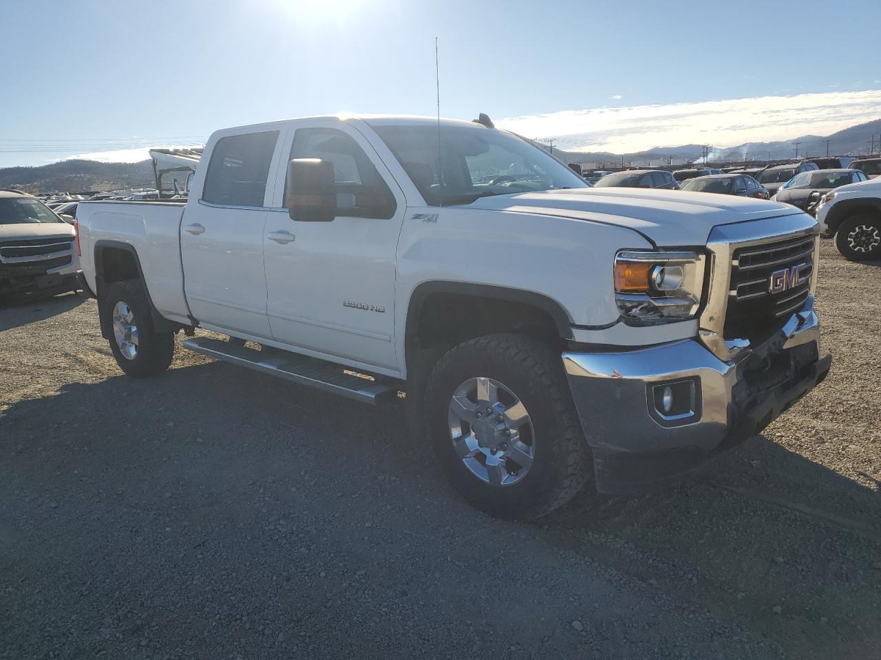2017 GMC Sierra K2500 Sle - Image 4