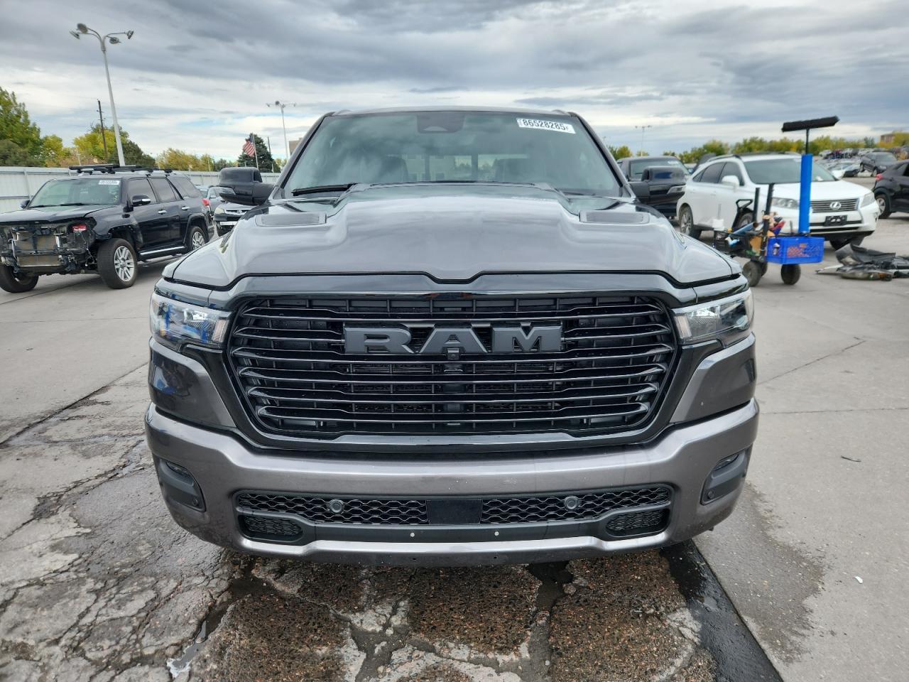 2025 Ram 1500 Laramie - Фото 5