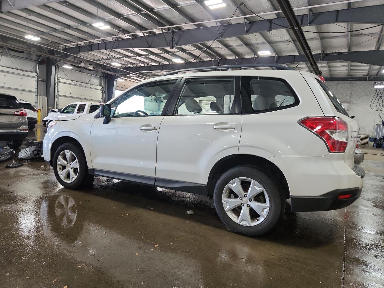 2015 Subaru Forester 2.5I - Фото 2