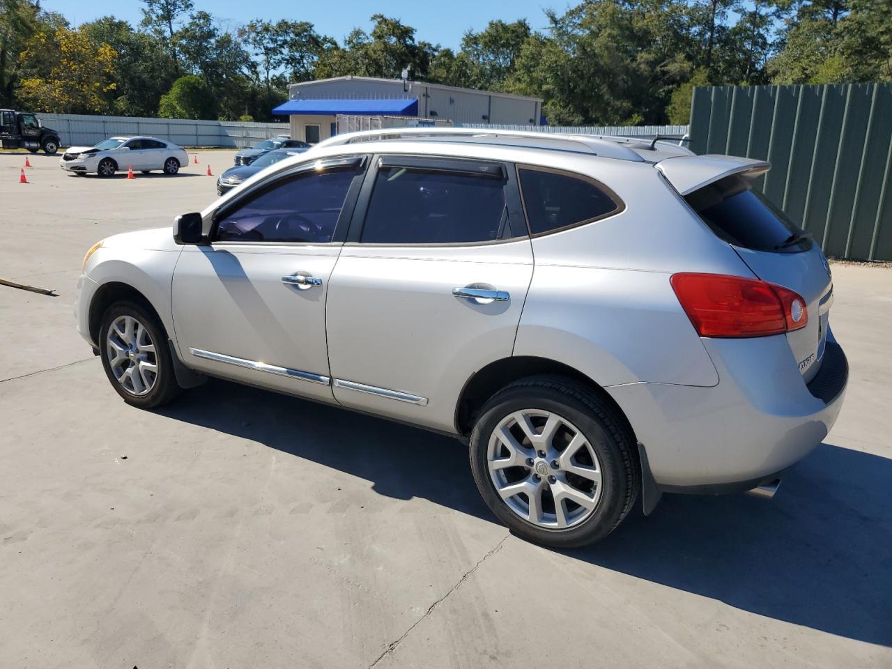 2012 Nissan Rogue S - Image 2