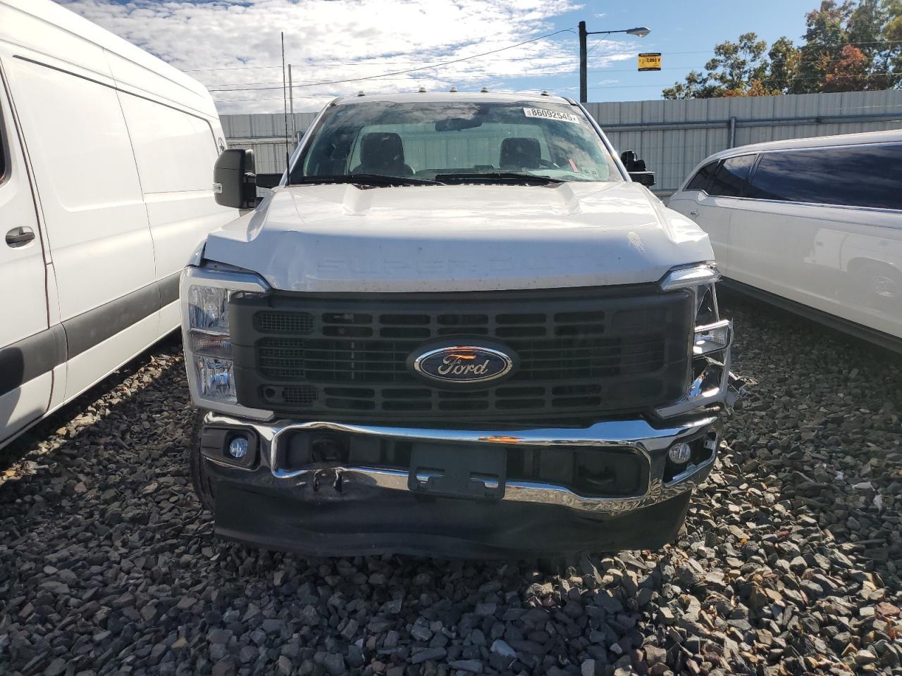 2023 Ford F250 Super Duty Utility / Service Truck - Фото 5