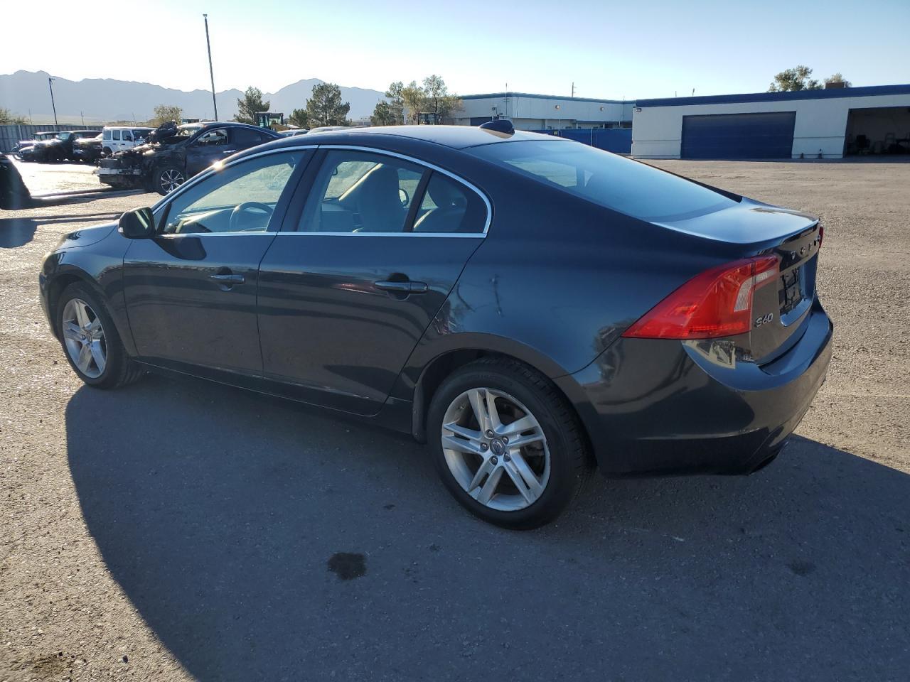 2015 Volvo S60 Premier - Фото 2