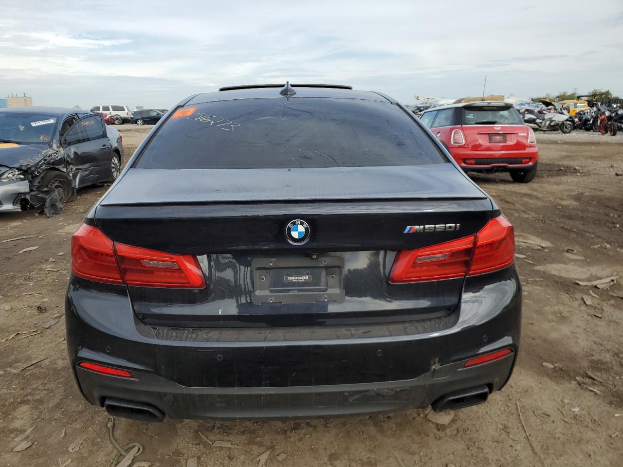 2018 BMW M550Xi - Фото 6