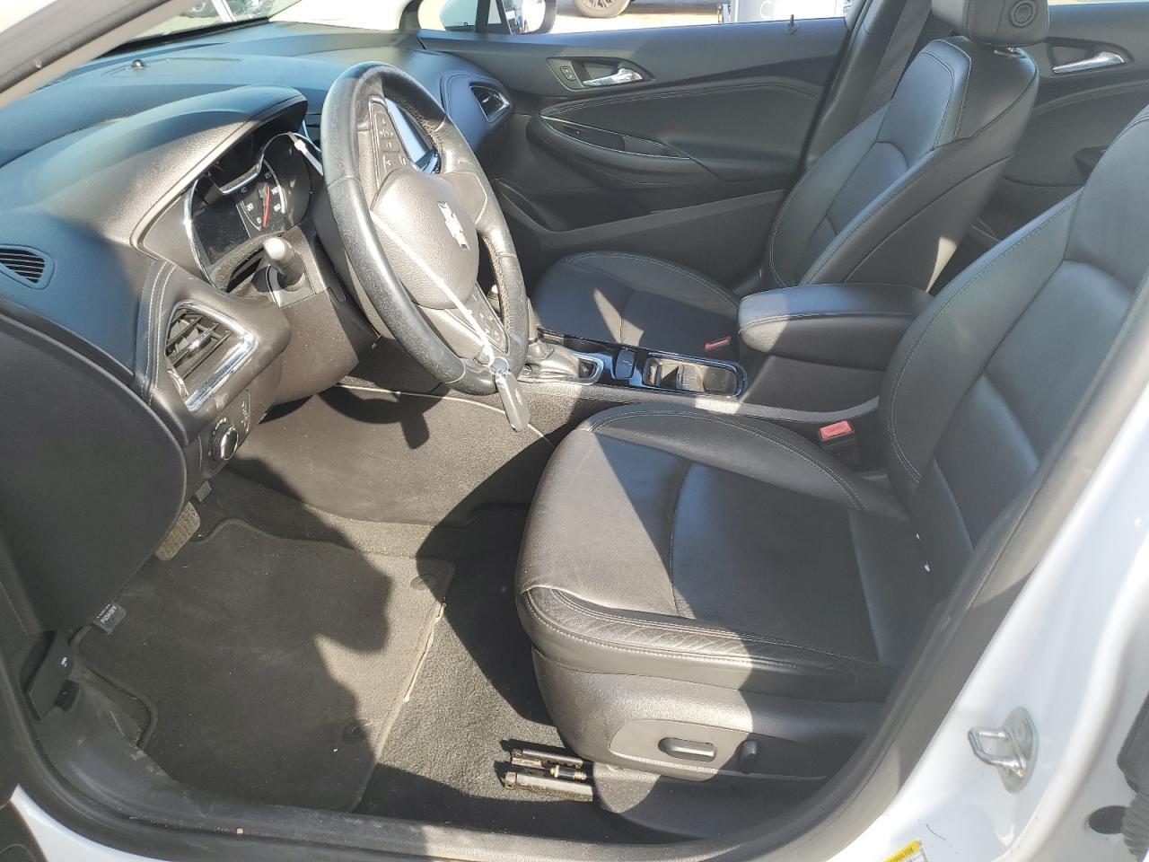2016 Chevrolet Cruze Premier - Image 7