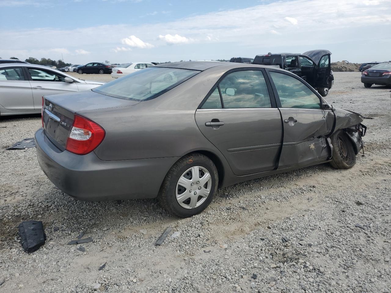 2003 Toyota Camry Le - Image 3