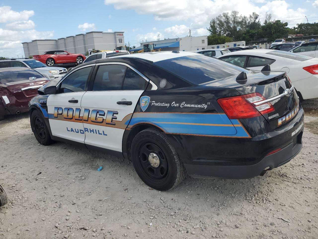 2018 Ford Taurus Police Interceptor - Фото 2