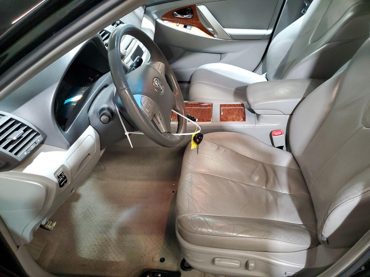 2010 Toyota Camry Base - Фото 7