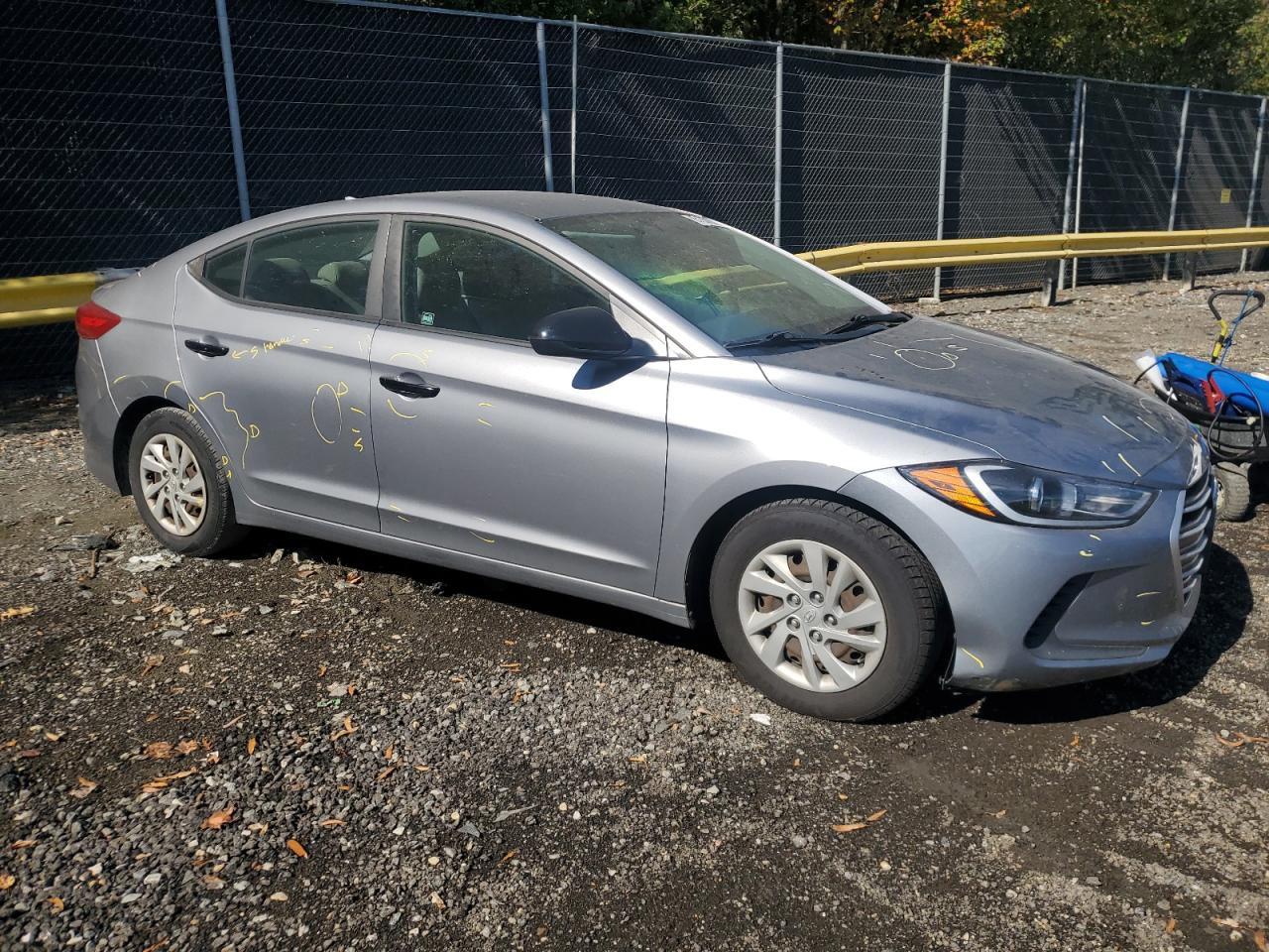2017 Hyundai Elantra Se - Image 4
