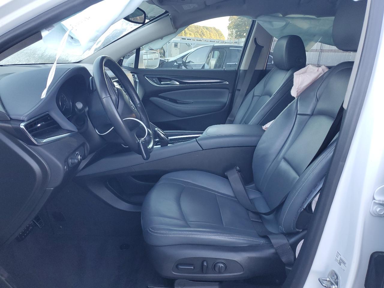 2019 Buick Enclave Essence - Image 7