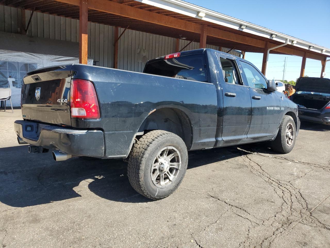 2012 Dodge Ram 1500 St - Фото 3