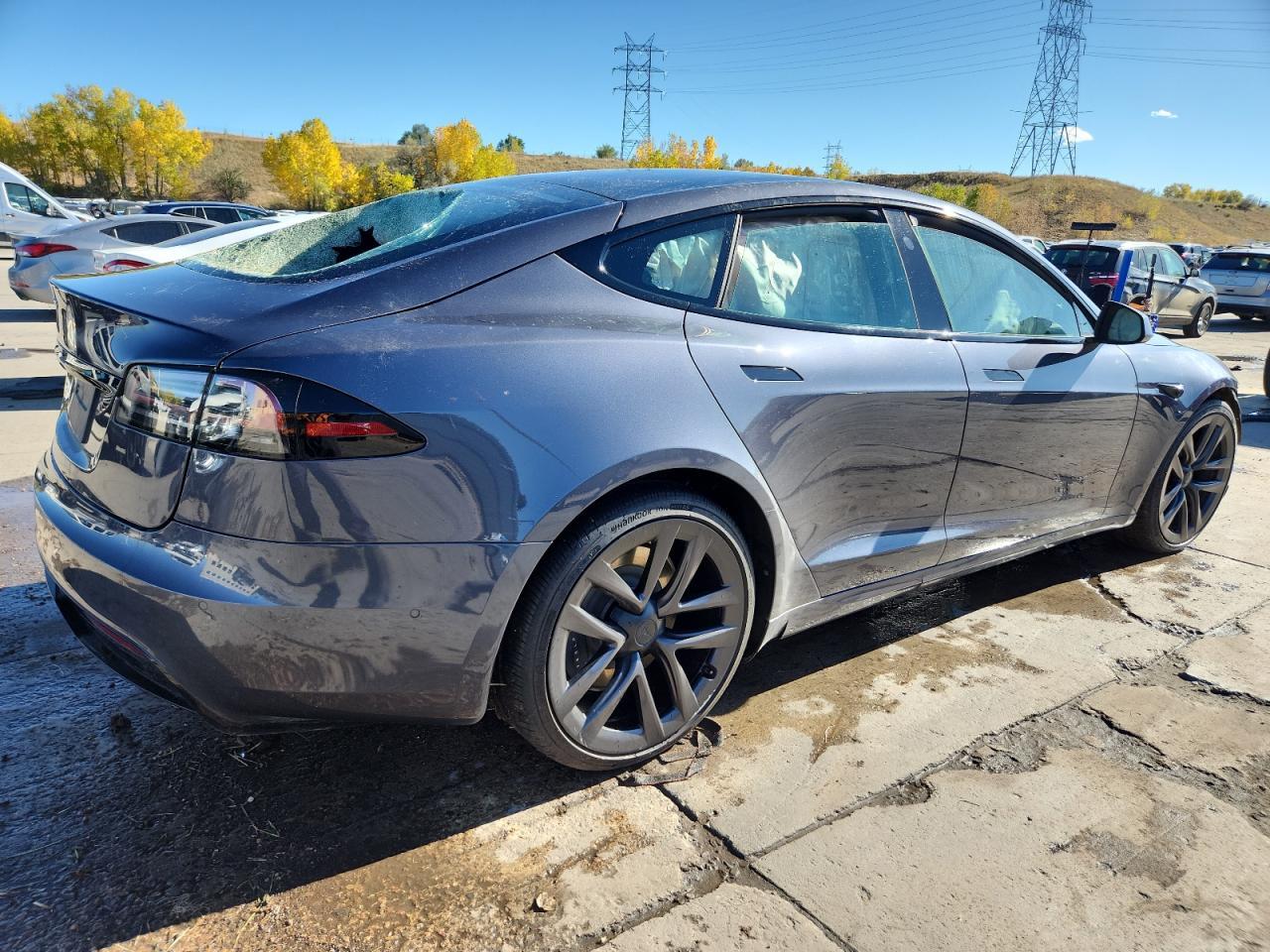2022 Tesla Model S - Image 3