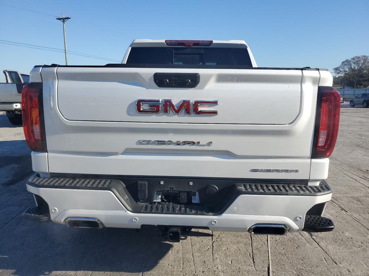 2023 GMC Sierra K1500 Denali - Image 6
