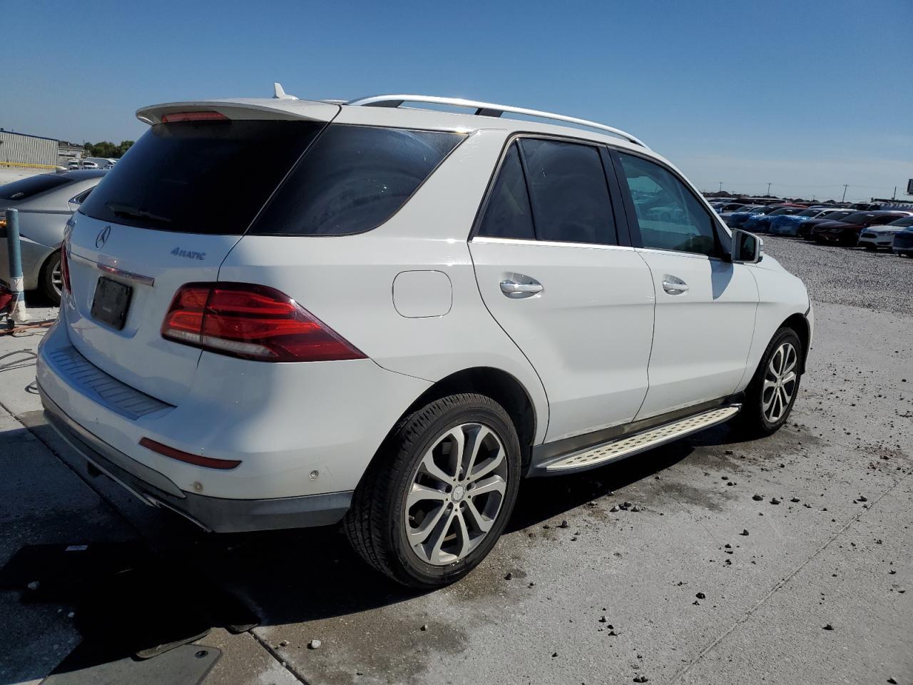 2016 Mercedes-Benz Gle 350 4Matic - Фото 3