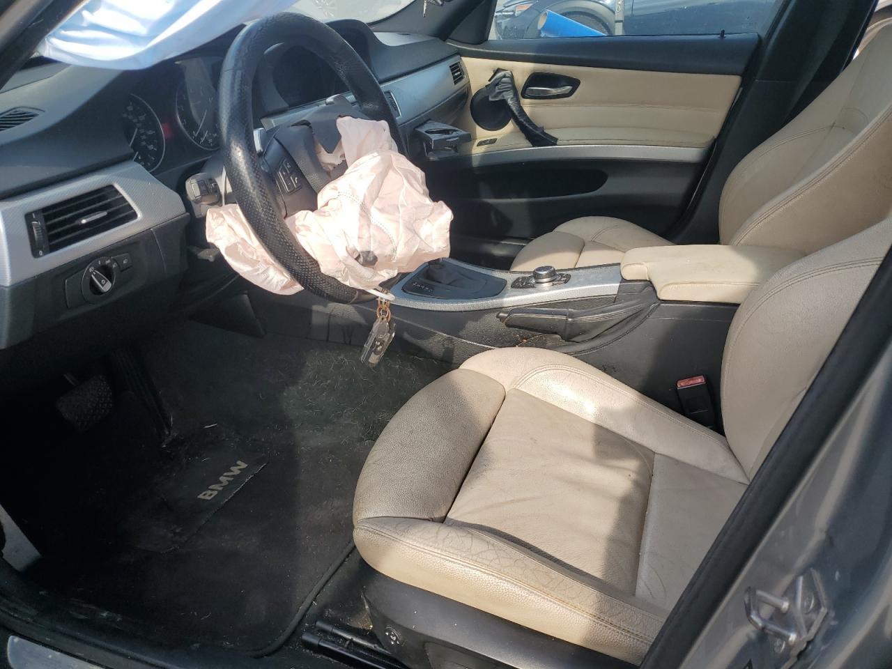 2010 BMW 335 Xi - Фото 7