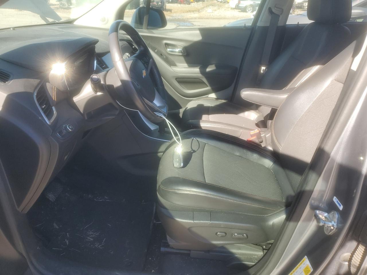 2019 Chevrolet Trax 1Lt - Image 7