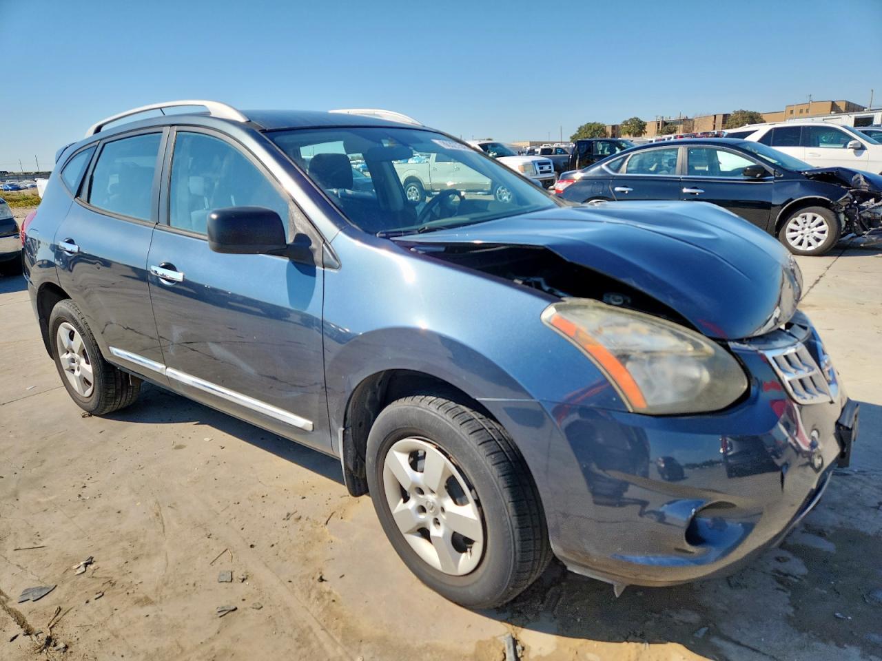 2014 Nissan Rogue Select S - Image 4