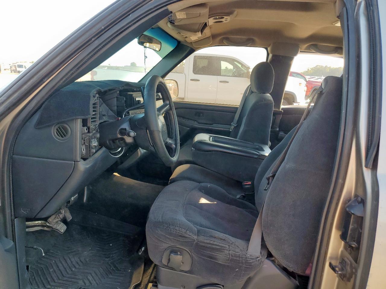 2000 Chevrolet Silverado C1500 - Фото 7