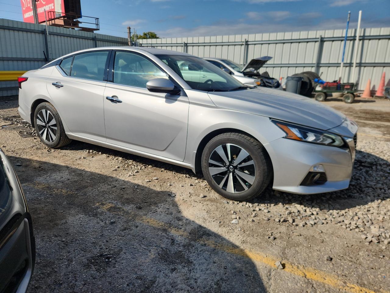 2019 Nissan Altima Sl - Фото 4
