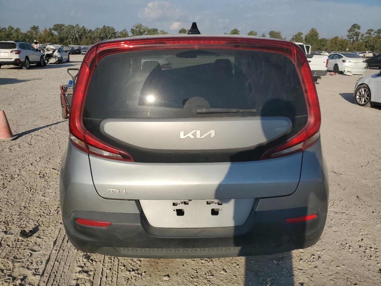 2022 Kia Soul Lx - Image 6