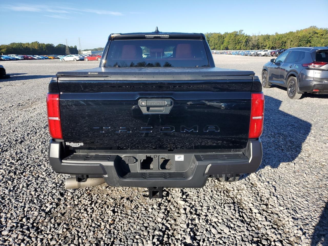 2024 Toyota Tacoma Double Cab - Image 6