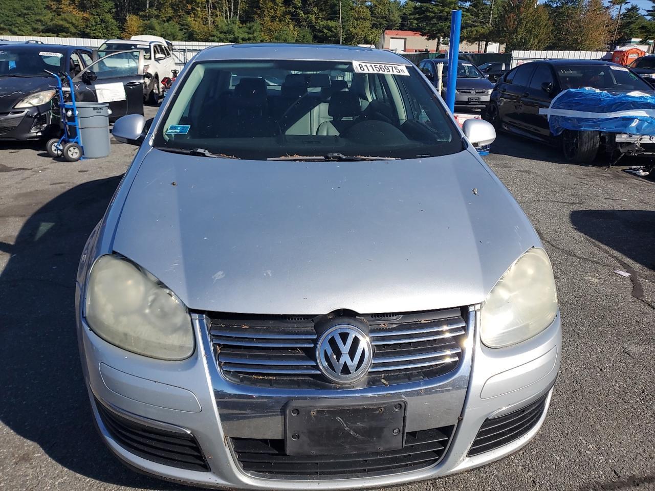 2008 Volkswagen Jetta Se - Image 5