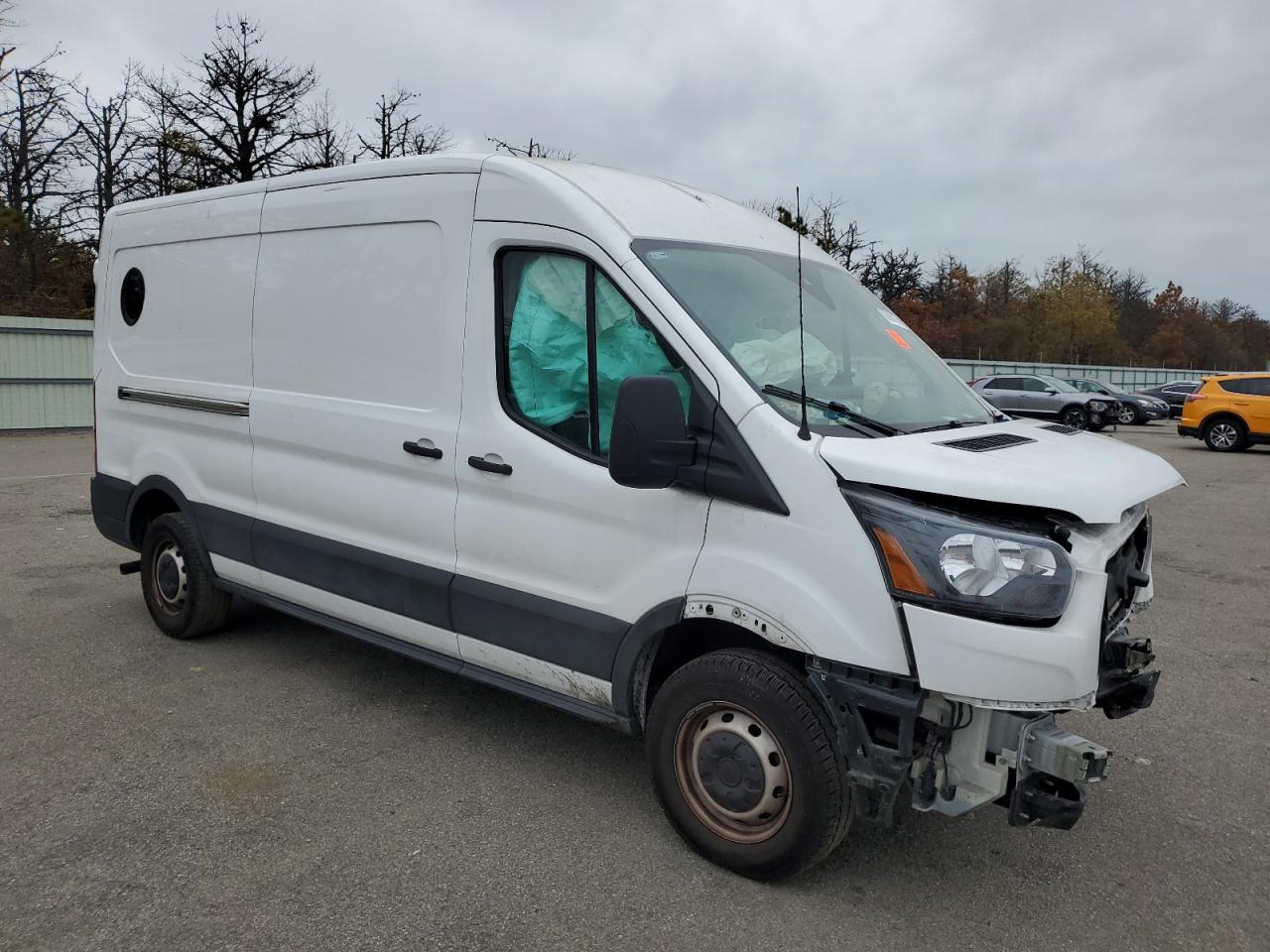 2023 Ford Transit 250 Delivery Van - Image 4