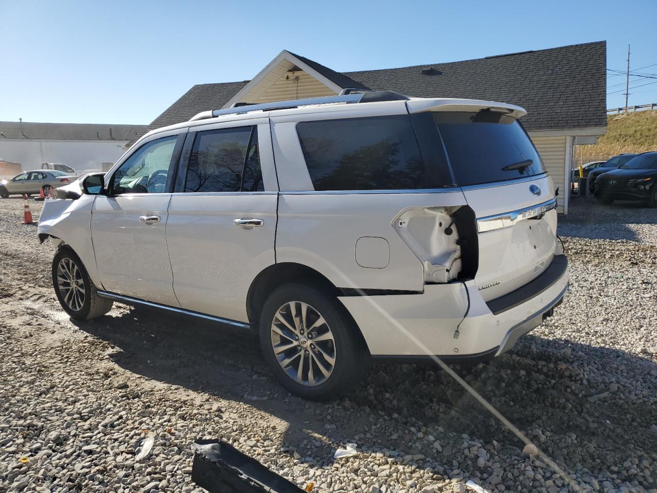 2018 Ford Expedition Limited - Image 2