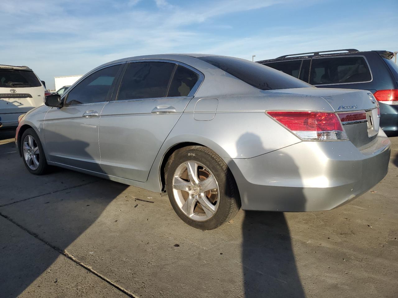 2012 Honda Accord - Фото 2