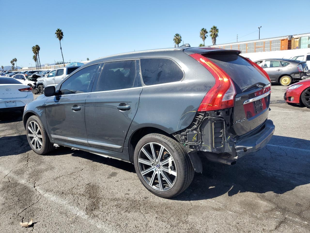 2015 Volvo Xc60 T5 Premier - Фото 2