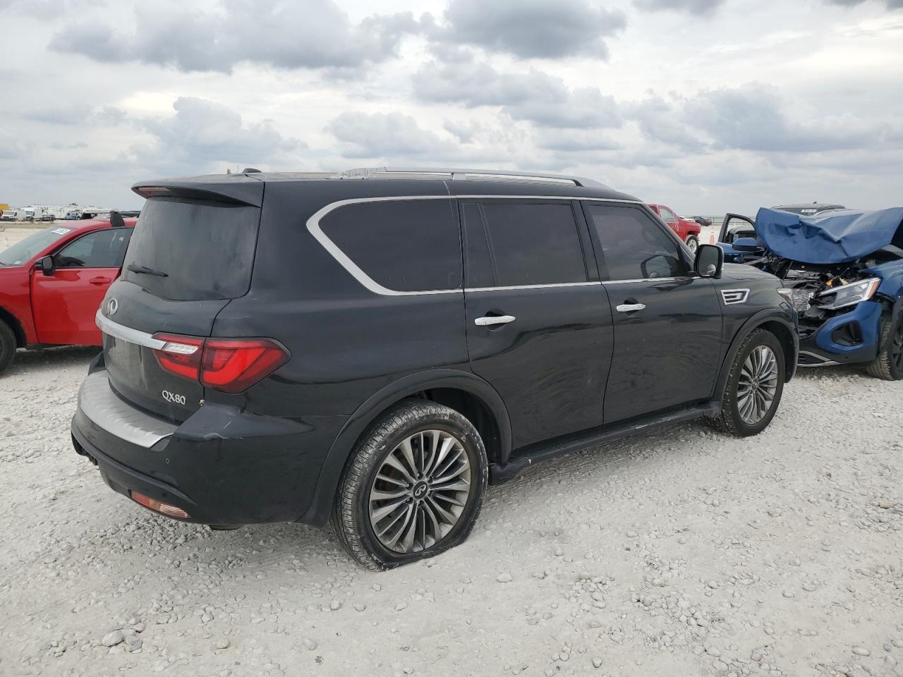 2018 Infiniti Qx80 Base - Image 3
