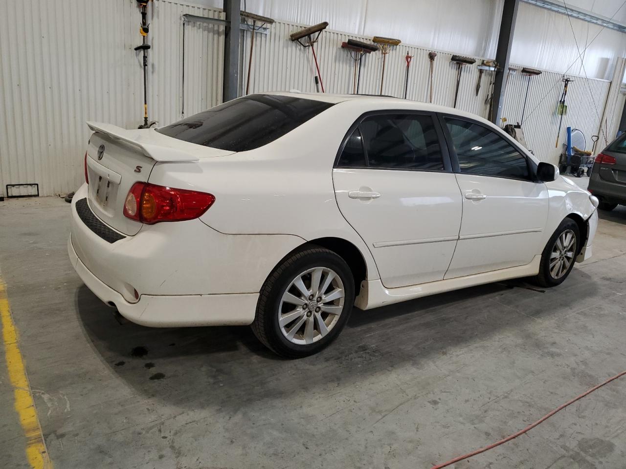 2010 Toyota Corolla Base - Фото 5