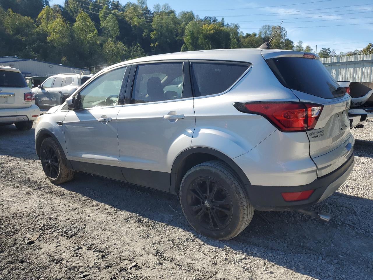 2019 Ford Escape Se - Image 2