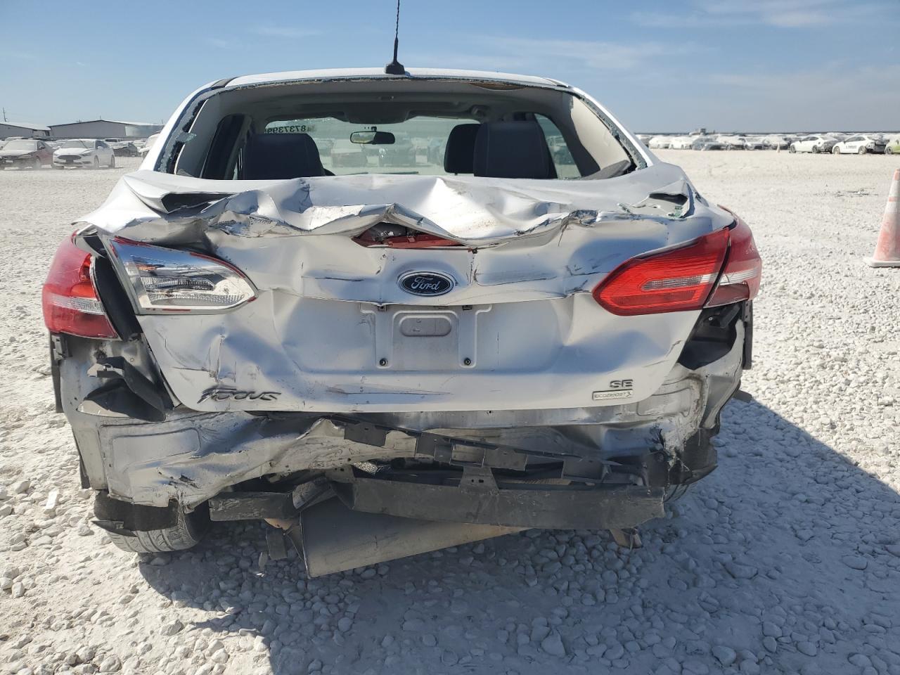 2015 Ford Focus Se - Image 6