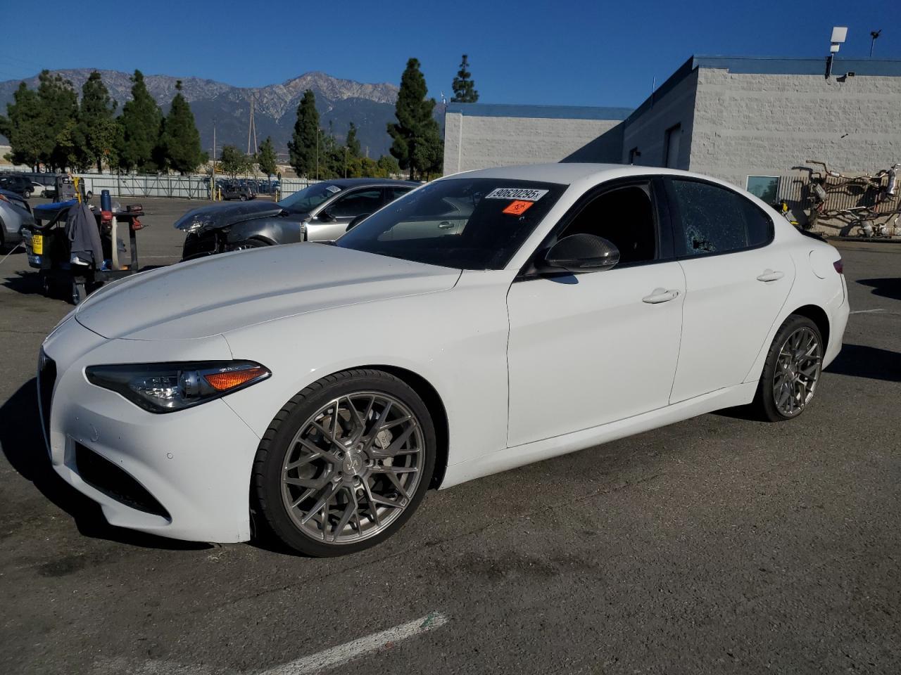 2021 Alfa Romeo Giulia Sport