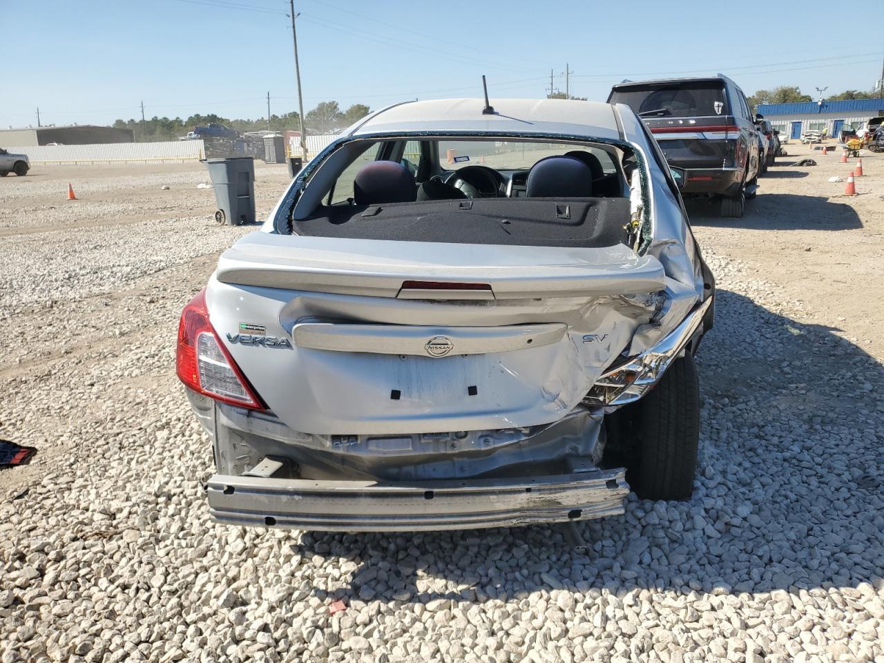 2019 Nissan Versa S - Image 6